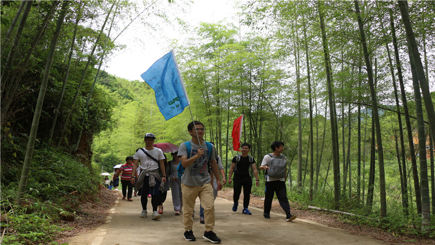 棒谷网络从化溪头村徒步拓展活动