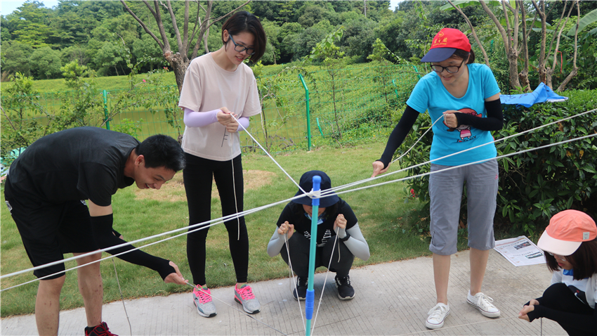 佛山SGS美的鹭湖森林度假区拓展训练基地举行团队建设活动