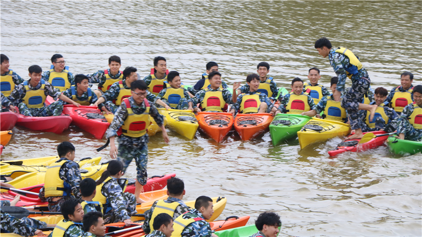 兴世机械佛山南海大湿地拓展训练基地魔鬼训练